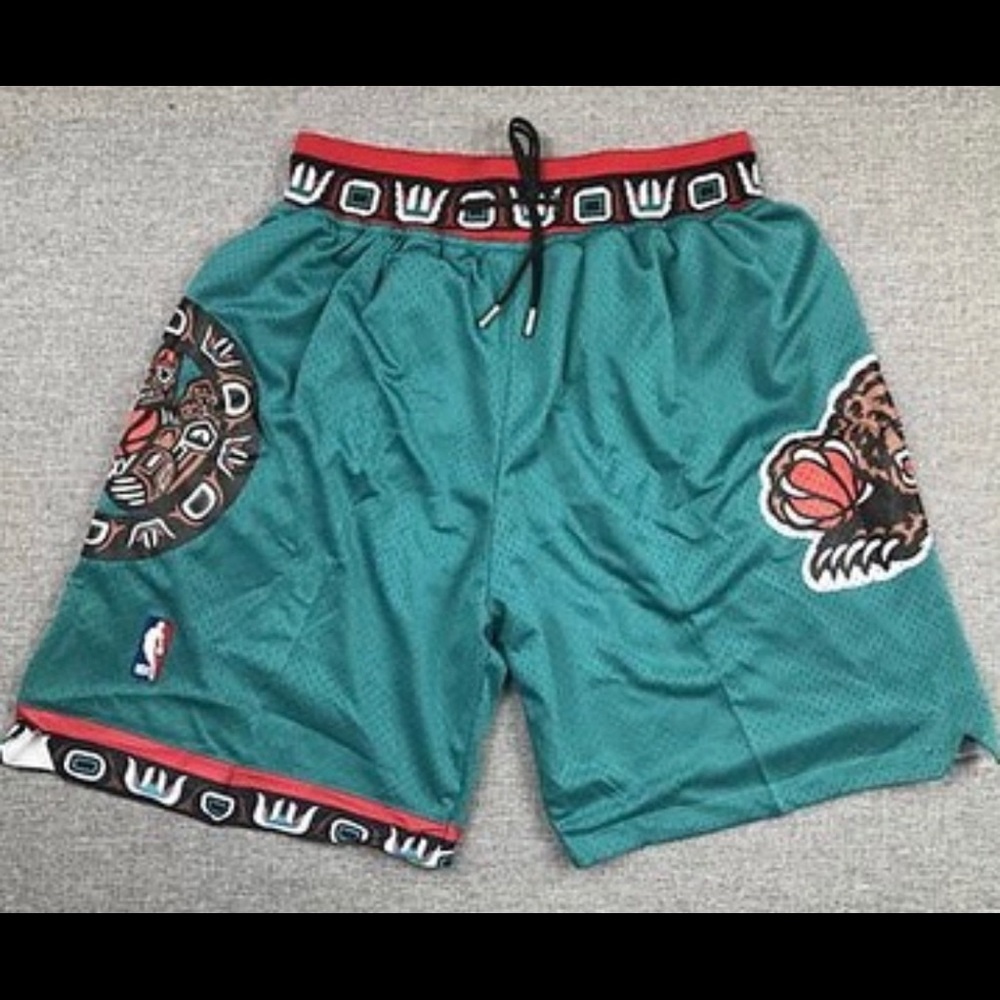 Grizzles just don shorts